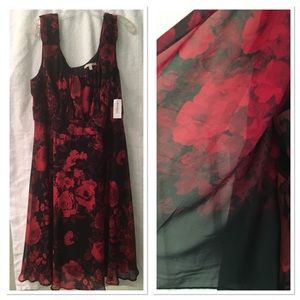 Gorgeous NWT Occasion Dress 22W and Matching Wrap